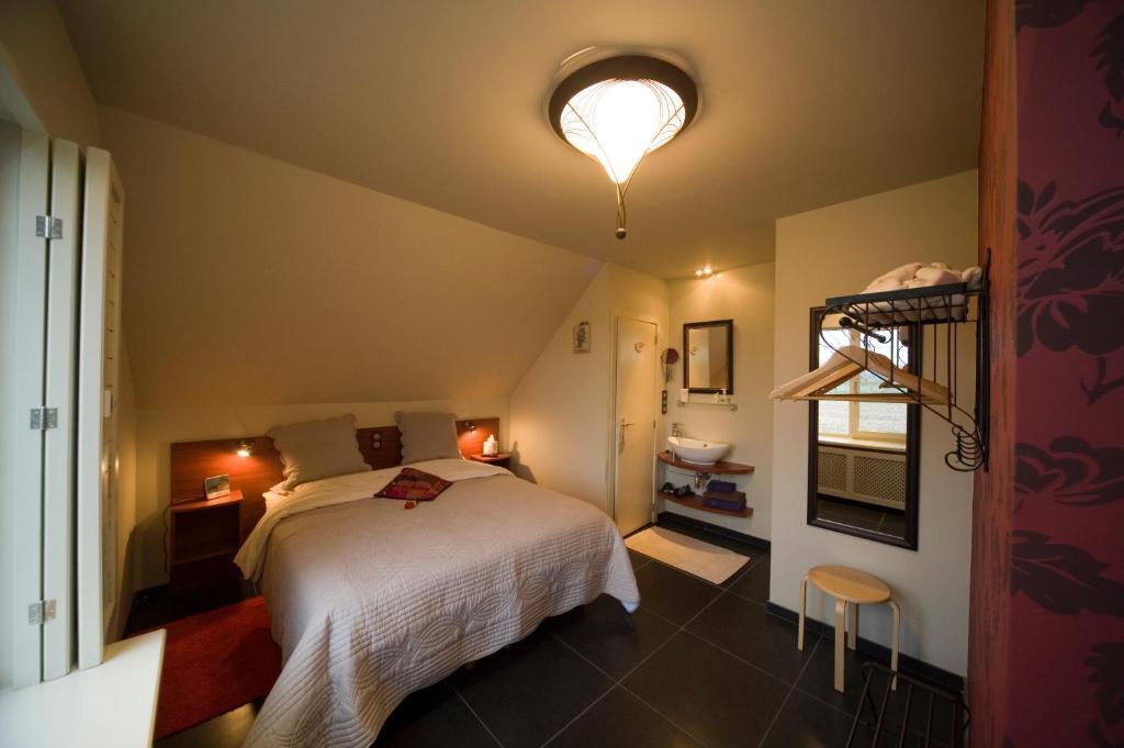 B&B Artiriacumhoeve Zedelgem Habitación foto